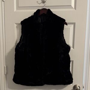 Fur vest double sided!!!
